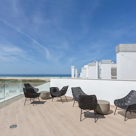 Apartman Salitre Luxury With 2 & 2 Bathrooms, Oceanfront With Pool, Private Terrace, Private Parking & Free Wifi *