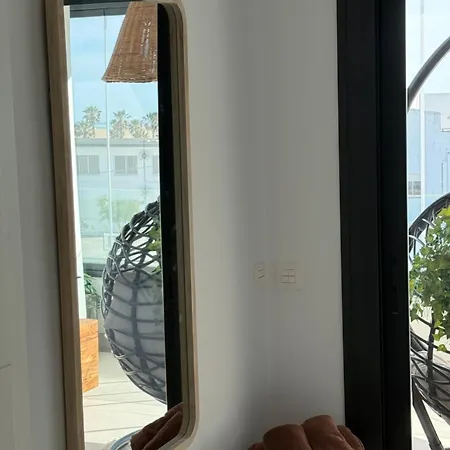 Apartment Salitre Luxury With 2 & 2 Bathrooms, Oceanfront With Pool, Private Terrace, Private Parking & Free Wifi Conil De La Frontera